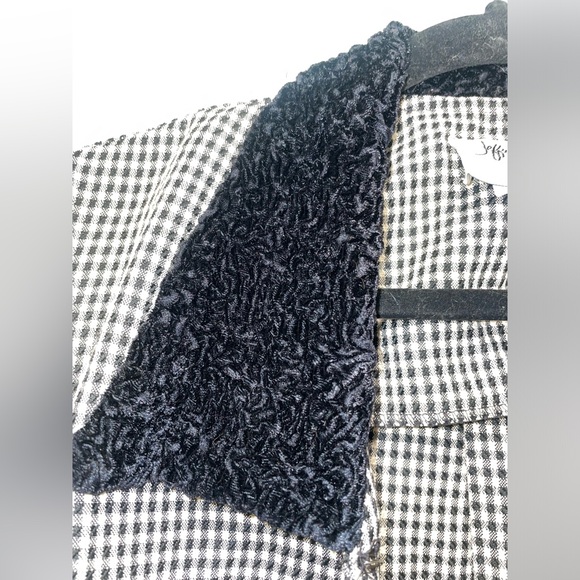 Vintage Jeffrey and Dara Houndstooth Jacket - Picture 7 of 11